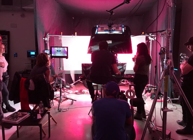 tagcreativeny's tweet photo. #tbt to a day filled with color 👄 #setlife #directing #agencylife #beauty https://t.co/QF6Bwesehk