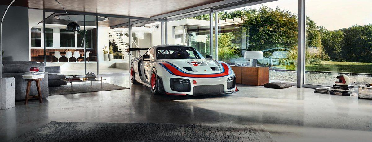 smartluxurydavo's tweet photo. The new Porsche 935.
Celebrating 70 years of Porsche Sportscar. https://t.co/m0gWkvIAVZ
