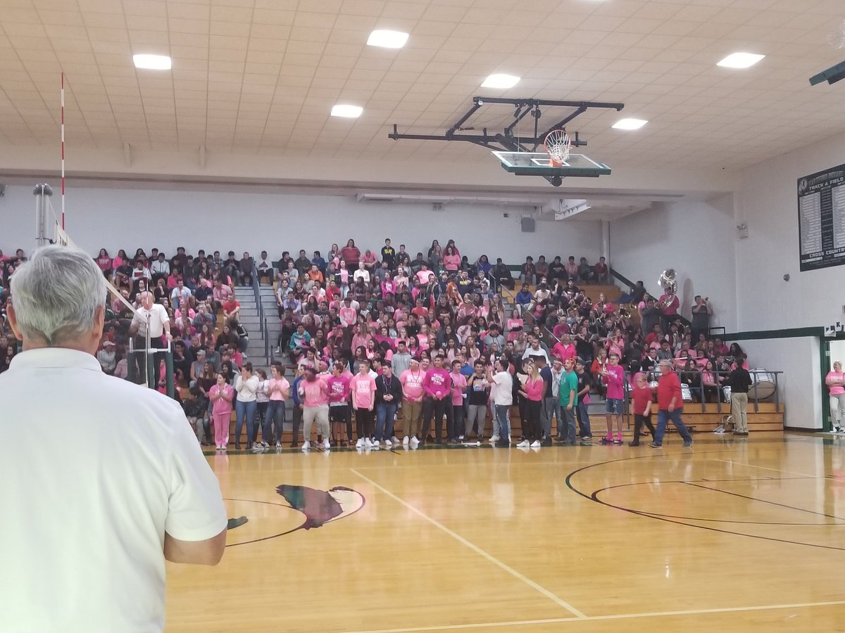 HHS_JBirmele's tweet photo. We may have suffered defeat today, but to see two rivals unite over a common cause is a win in itself! Proud of both our High School AND Middle School students for being great fans and people today. Together, we are one! @HHSGoGreen @WHSplatoon https://t.co/fwC9ZKcBWl