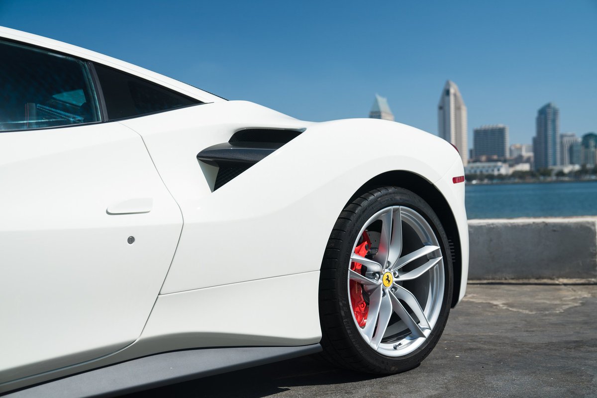 ferrarisandiego's tweet image. Ferrari #488GTB bold exterior features. Stop by the dealer to take a closer  👀 #FerrariUSA #SanDiego
