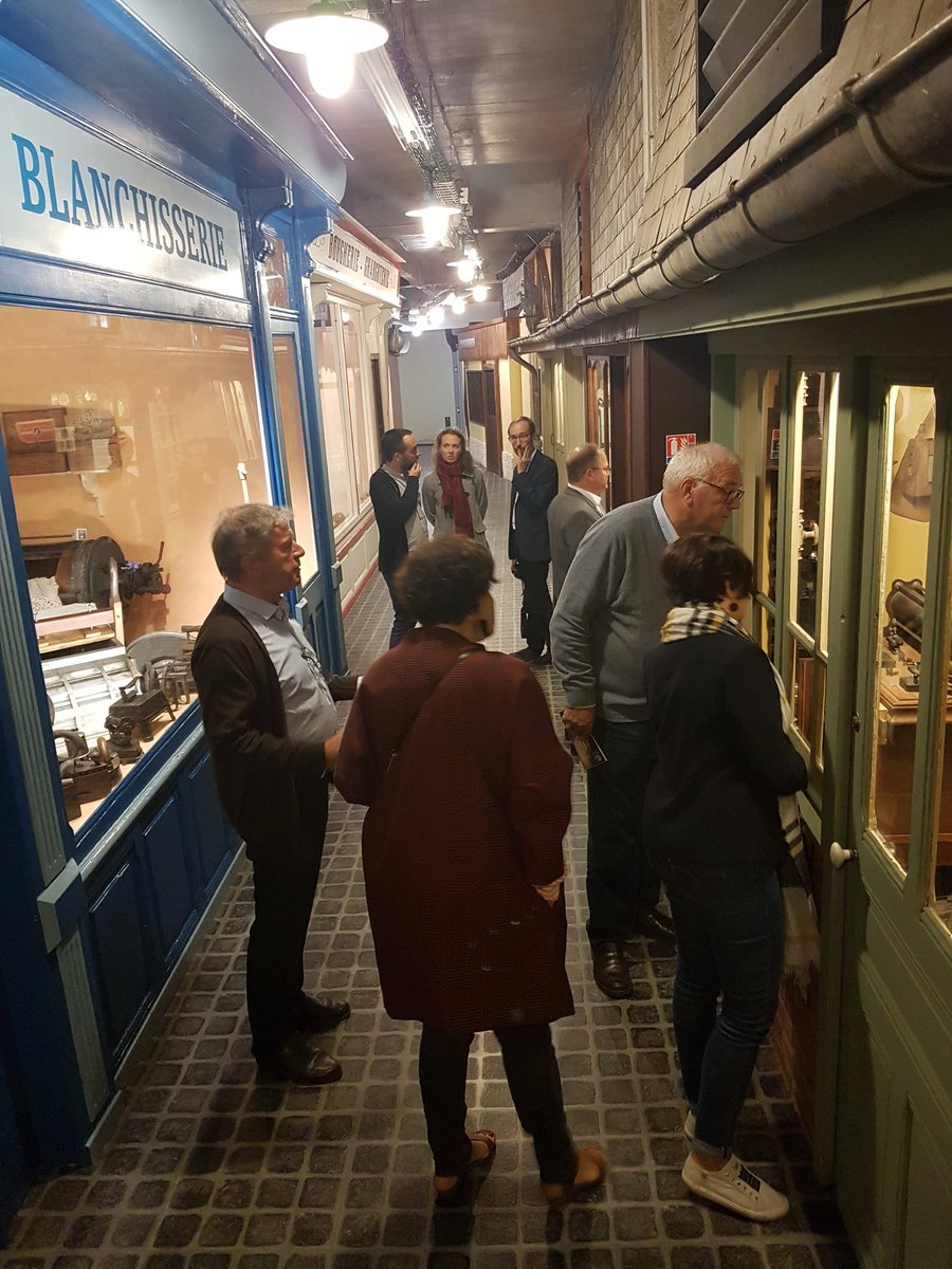 fedfems's tweet image. Un grand merci à #Proscitec, organisateur des 2èmes rencontres inter-réseaux et merci au village des métiers d'antan pour leur accueil.
#musees #reseaux #pratiquesprofessionnelles avec @reseaudesmusees @Bretagnemusees @MuseeEducation @ocim_pcsti @AUBRYMartine3 @Nicolas_Coutant