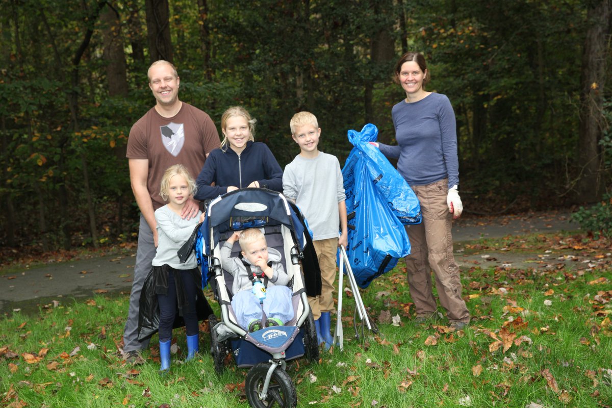 VolunteerReston's tweet photo. The Fall Stream Cleanup is next week. We'll see you there! · Saturday, Oct. 20 · 10 a.m. – 12 p.m. · Hunters Woods Village Center, Soapstone Drive, Southgate Community Center · Learn more at https://t.co/F7XV18Mvdv #EnjoyReston #Reston #Volunteer @RestonOnline @restonnature https://t.co/h1UB1zR119
