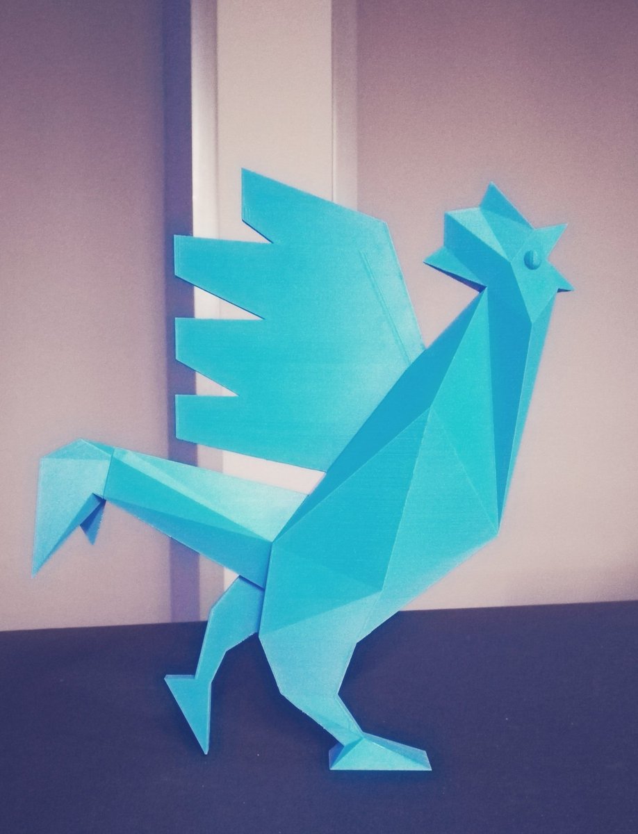 LaFrenchFab's tweet photo. Maintenant que le Coq de la #FrenchFab est debout, il faut qu'il avance ! 🤗👍 #InnoGénération https://t.co/aTH87MzEZz