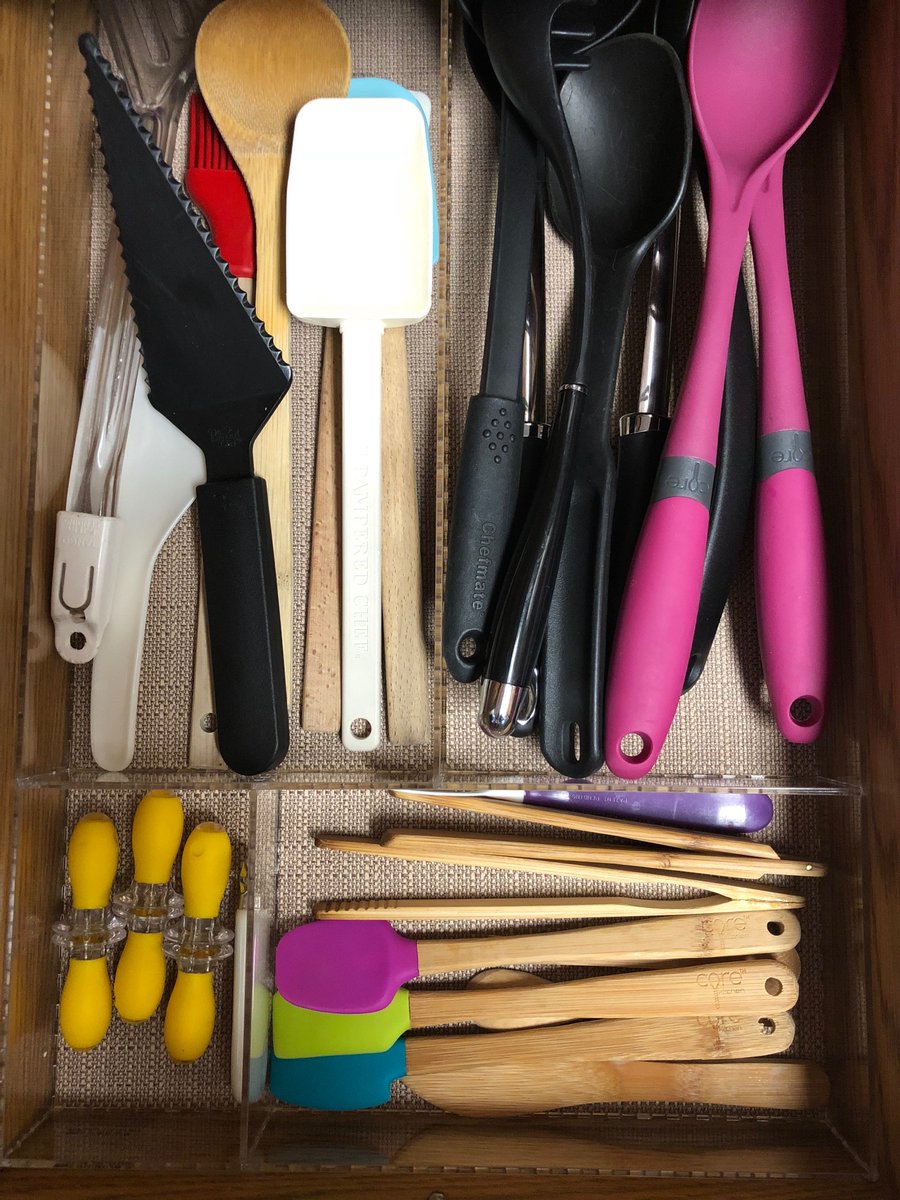 organizedrawers's tweet photo. Brittany and Matt H. from Winchester, VA have a VERY organized kitchen!  Check this out!   Loving the Metro Linen Taupe liner!

#organizedkitchen #customdrawerorganizers #organizemydrawer #kitchenorganization #cleartheclutter #organized #organizeddrawer #getorganized https://t.co/xX2viwOjdP