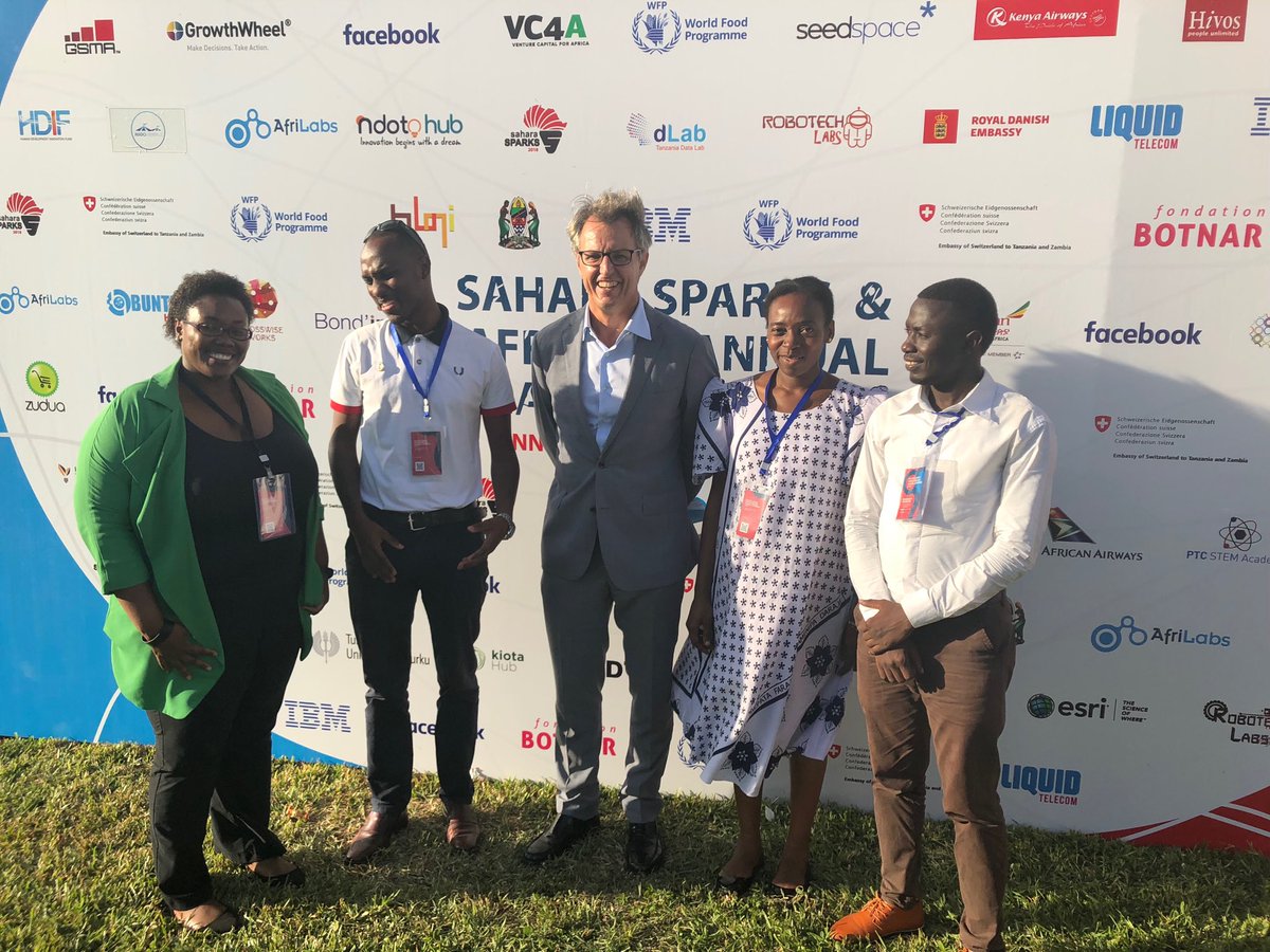 WFP_Tanzania's tweet photo. Big thanks to all the panelists and pitchers for today’s session @SparkSahara! Stay tuned for more on the #ZeroHungerZeroAids innovation challenge!@WFPInnovation @MCC_Data @PEPFAR @DLIInnovation @DTBi_tz https://t.co/HHT9f3GbkZ