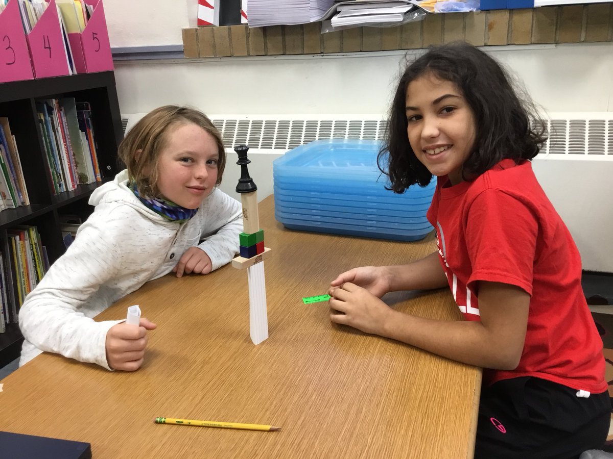 MooreClass803's tweet image. Use your resources. Be grateful for the materials that you have because you might enjoy it and you might and always keep the balance. -Holden &amp;amp; Solis, The Queen’s Dilemma #RobREACH #5th #thevillagegirlwasverygenerous @jennmoore134