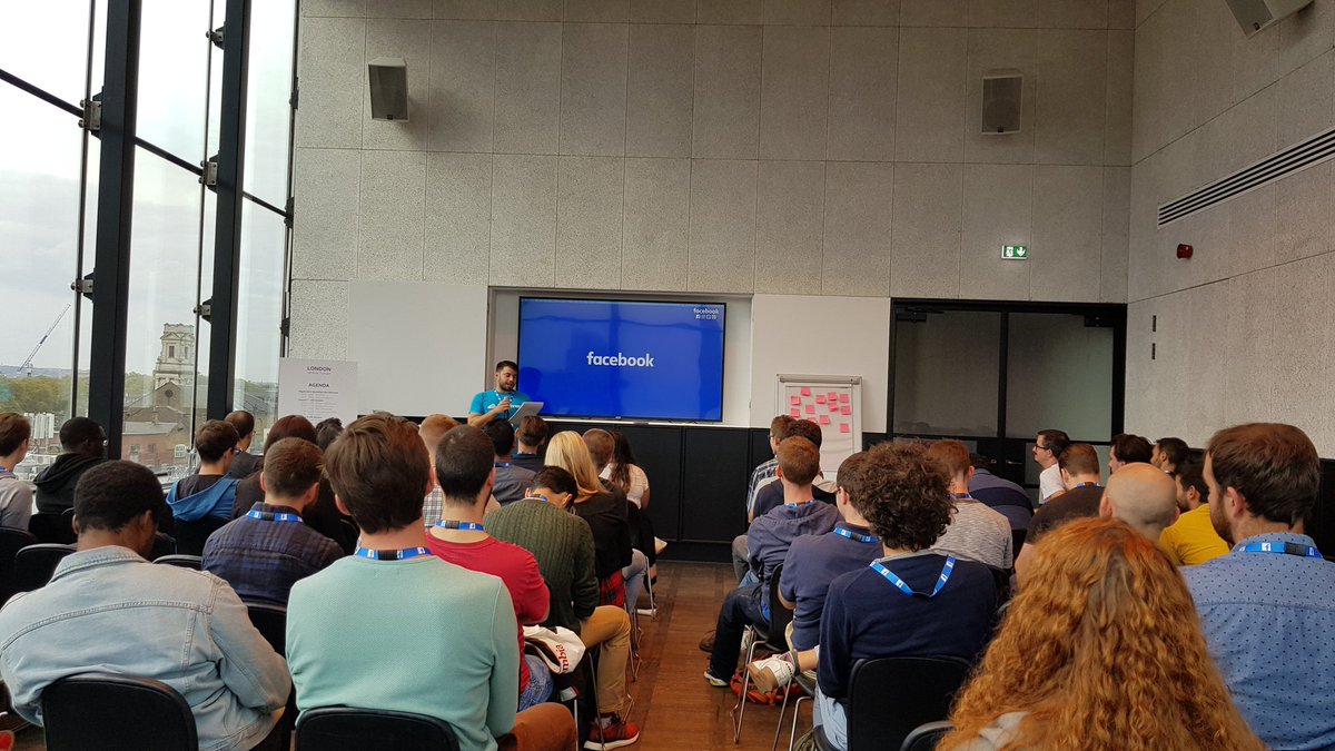 Kelset's tweet photo. Another discussion today was moderated by @wiyarmir about programming habits, and he reiterated what I think is a 👌 concept: when working in a multicultural env, remember that non 🇬🇧-first-lang people may express themselves "poorly" because that's the only way they have #lmf18 https://t.co/gwa6JWxT7C