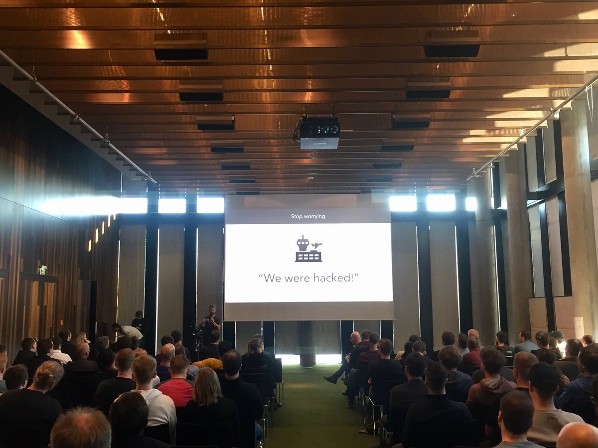 PalmaSwell's tweet image. @stefanjudis it&apos;s always a pleasure to hear your talks! Thanks for coming to Hamburg #s2techsession