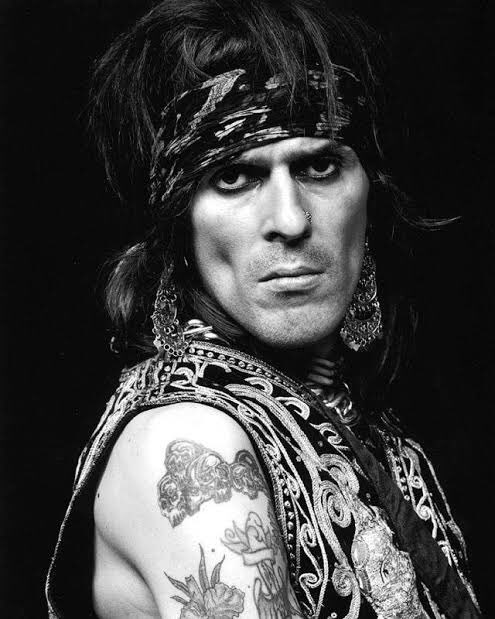 Happy birthday Andy McCoy !! 