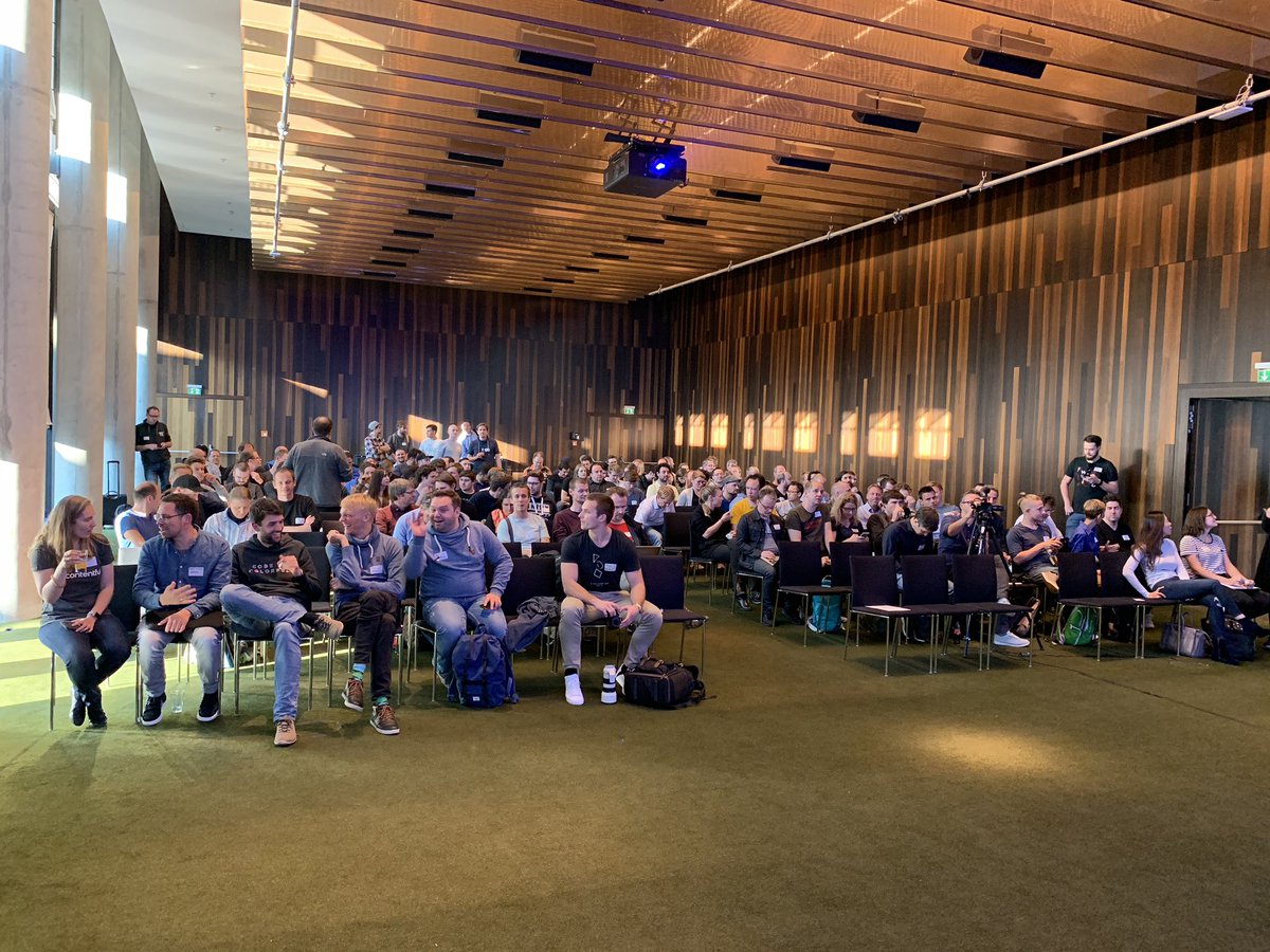 hblank's tweet image. Super happy that @stefanjudis from @contentful is kicking off our Meetup part of #s2techsession - alongside with @AndreasGnyp and @Contentpepper their talk is about modern content infrastructure 🚀 @s2engineers