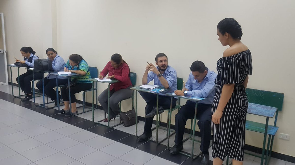 secap_ec's tweet photo. En #SantoDomingo inicia #CursoSecap de Redacción, Ortografía y Puntuación. Participan funcionarios de la Empresa Pública Municipal de Agua Potable y Alcantarillado de Santo Domingo, @EPMAPASD. https://t.co/6X2gl8uHia