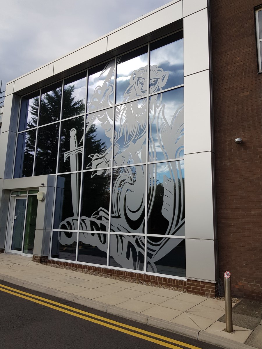 Interesting discussions with <a href="/MPI_UK/">Materials Processing Institute</a> this afternoon. Good to catch up with one of our key partners and love their new reception window! #BusinessRedcarCleveland