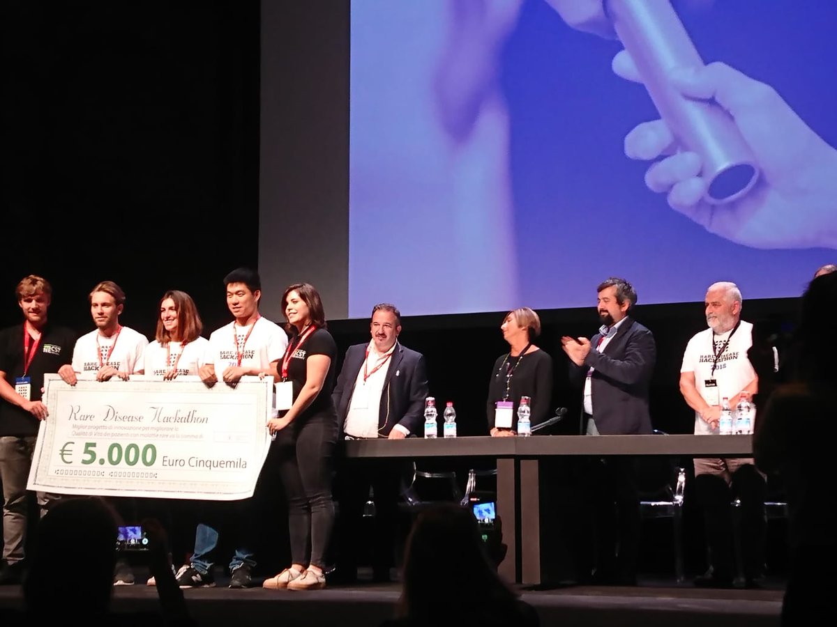Media4Health's tweet photo. CloudIA è il vincitore della seconda edizione del Rare Disease Hackaton #RareHack2018 un'applicazione che permetterà ai pazienti malati rari di annotare giornalmente il loro stato di salute e condividerlo in tempo reale con i loro medici e caregivers. #malattierare @Shireplc #ia https://t.co/vdiVMtsSDj