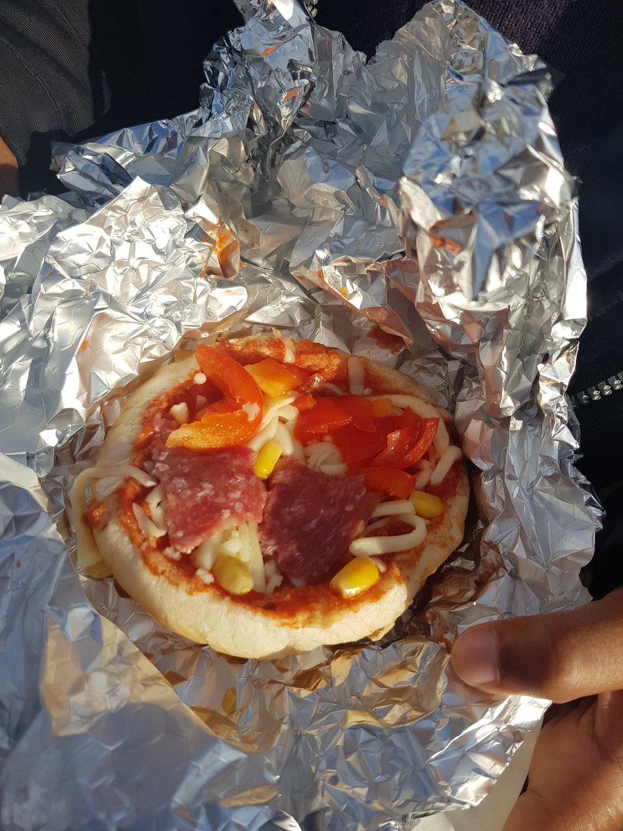 ChefsHq's tweet photo. Well it's been an eventful week here at Little Chefs HQ. Our chefs have been taking part in #Masterchefweek at school. Our biggest chef has been busy making Pizzas. Now he has some serious pizza making skills as seen on our #insta page. But here's the school masterpiece. https://t.co/yGm0OmxAv5