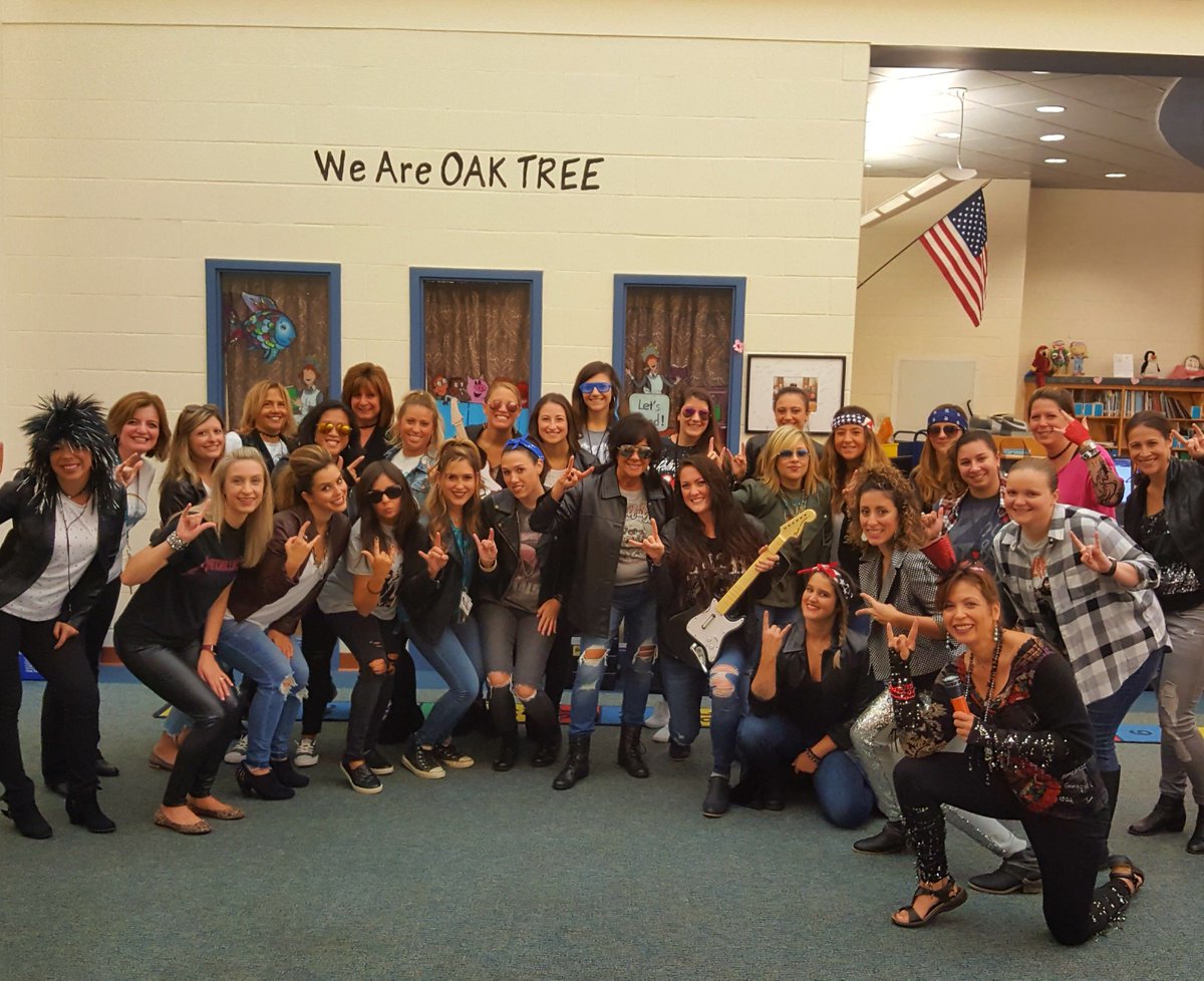patriciadinsmo1's tweet photo. Oak Tree Rocks! Celebrating our 10th birthday all week long with our rockin' staff and students! #theresnoplacelikeoaktree https://t.co/hnNKYsDhzs