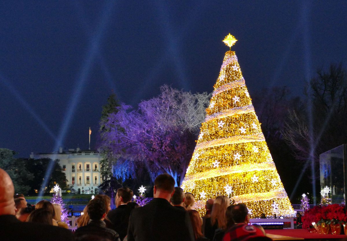 Photo of the 2017 National Christmas Tree Lighting Ceremony at President's Park.