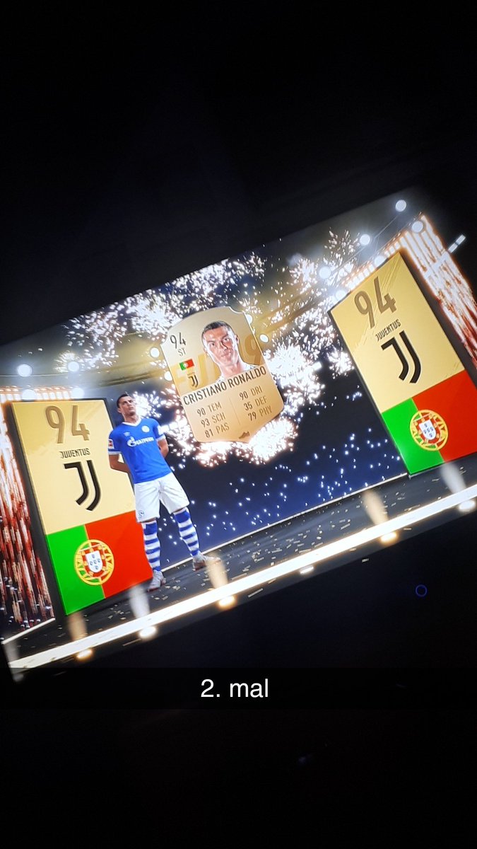 BarteltSam's tweet photo. 2. gepackter Ronaldo
@GamerBr0ski 
@DerKeller15 
@timlatka 
@TisiSchubecH 
@NoHandGamingYT https://t.co/tPJr8BIzH0