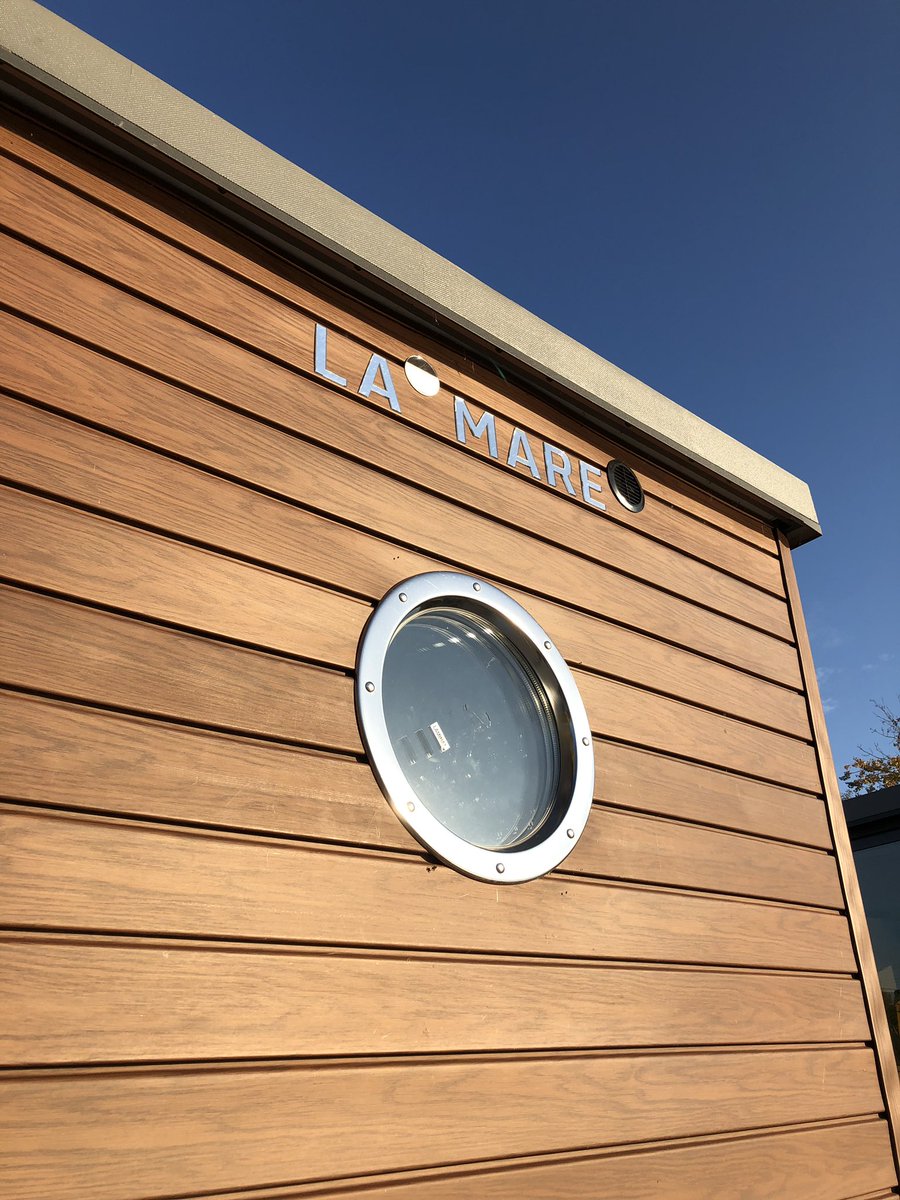 gradan_daniel's tweet photo. Tolle Hausboote besichtigt - La Mare in Bromberg/Polen. Auf jeden Fall eine Reise wert. #silverline #hausboot https://t.co/D4lXLJNW59