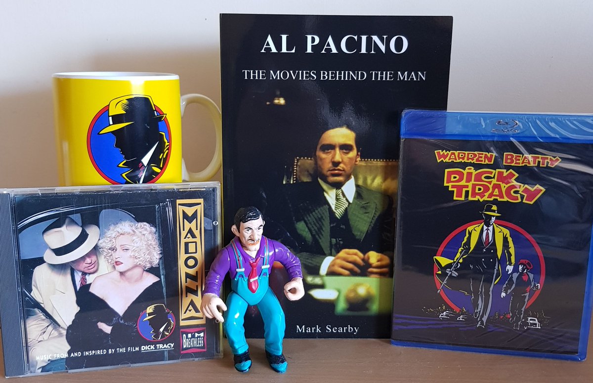 Mark_Searby's tweet photo. RT + Follow to win these Al Pacino/Dick Tracy prizes. Comp closes 21st Oct 2018. #comp #alpacino #dicktracy https://t.co/zqa52ES53A