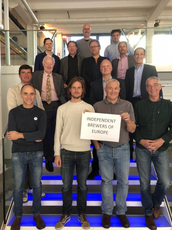 Nasce la Indipendent Brewers of Europe tra le associazioni dei birrifici artigianali europee - is.gd/lZ7xTf #BirraArtigianale #IndependentBrewersOfEurope #Unionbirrai