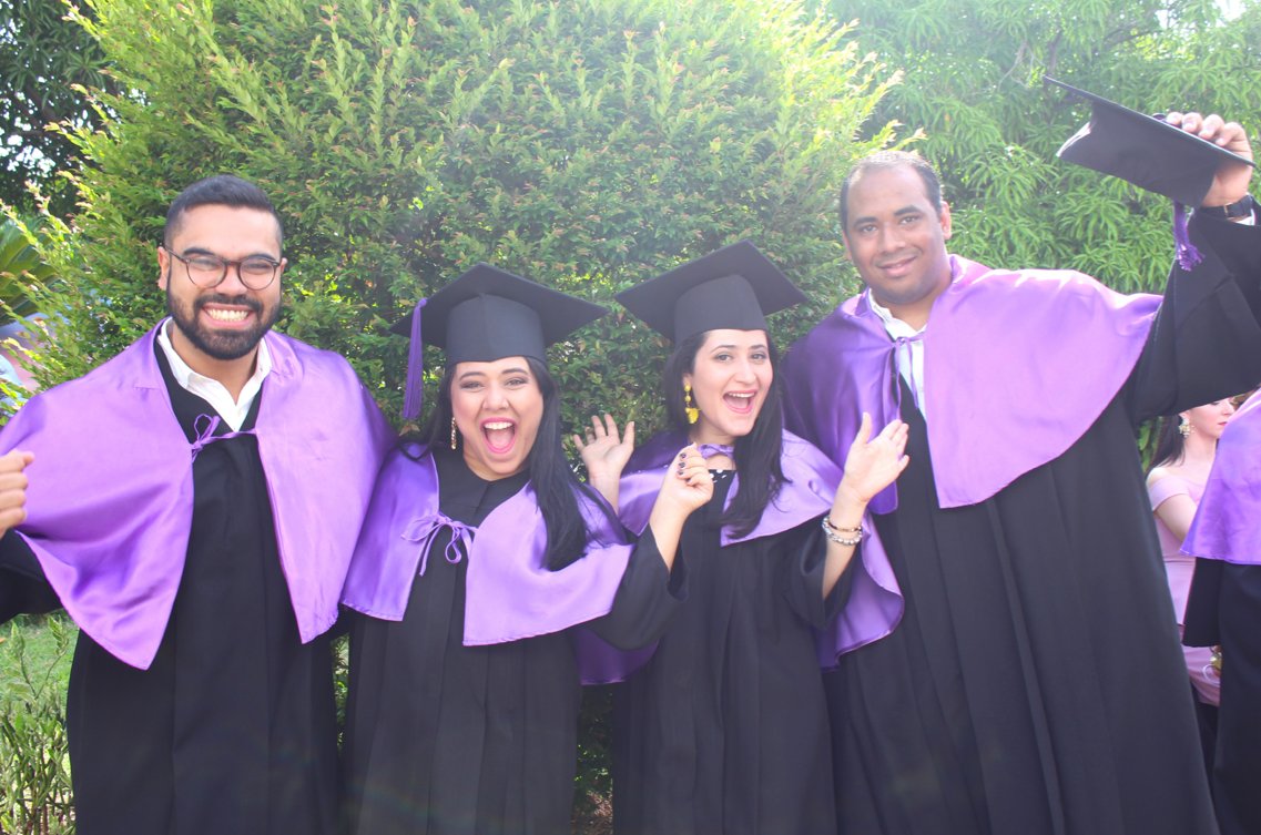 unibeenlinea's tweet image. Hacemos un #throwbackthursday a la graduación pasada. ¡Este noviembre nos espera una nueva ceremonia! #OrgulloUNIBE