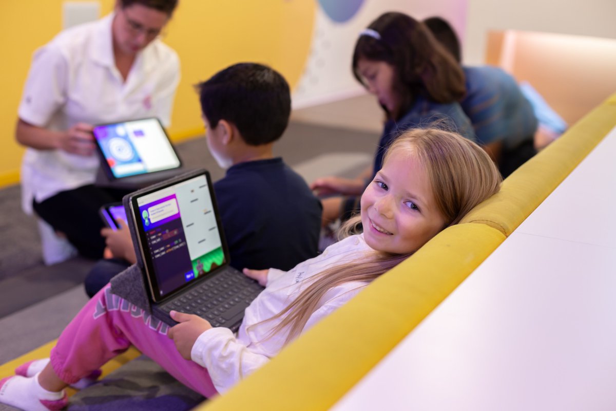 codeverse's tweet image. Today, we celebrate International Day of the Girl! 👧🏻👩🏽👧🏿👱‍♀️👩🏿👩

We're proud to prepare young girls w/ the technical skills (and life skills) required to succeed in their ever-changing world.

#builtbygirls #futureleaders #sisterhood #STEM #InternationalDayoftheGirl #edtech