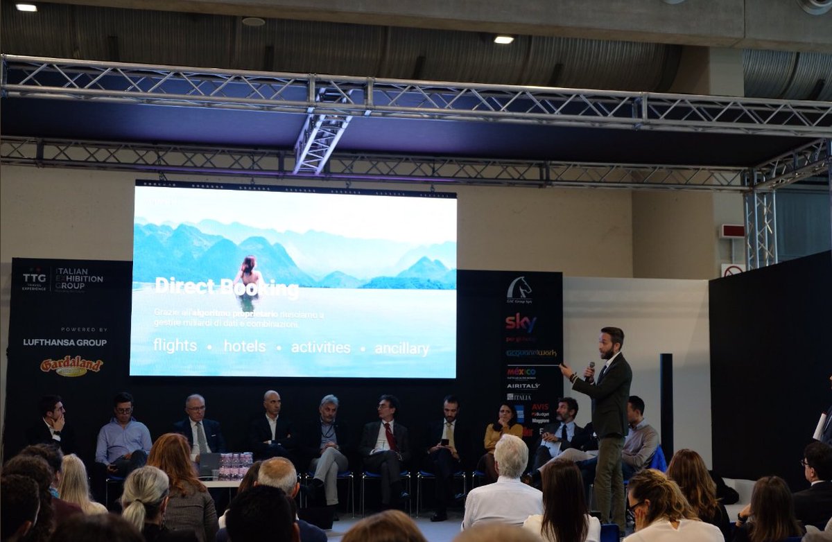 tripoowapp's tweet photo. Sergio Serafini, Co-Founder di Tripoow, sul palco del #BeTheNext per presentare il nostro Operatore Turistico Virtuale Intelligente.

 @startup_turismo @ttgitalia @ilSerafini @salvoamb @Digital_Magics  @manageritalia #TTG18 https://t.co/Zjfqg7Q1uY