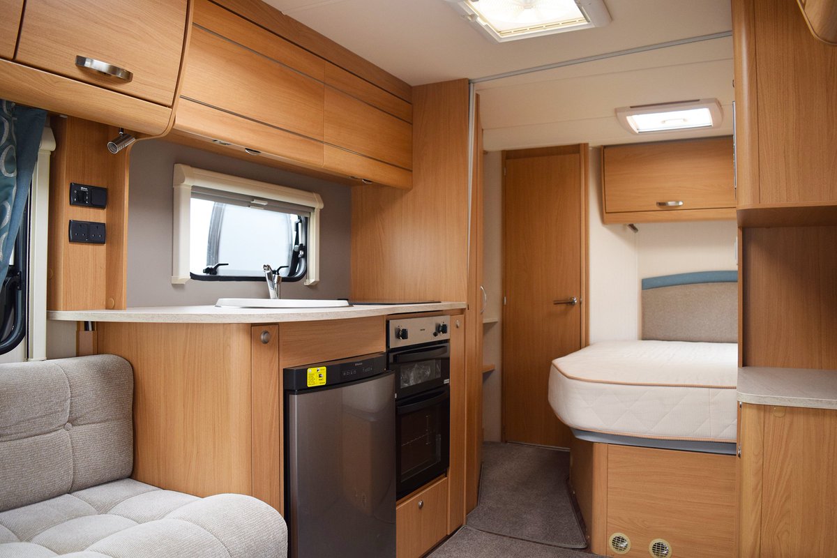 WhiteArches's tweet photo. This fantastic 2014 Compass Corona 540 !
Beautiful interior with some great features.
GREAT PRICE: £13,995
Free Starter Pack
Flexible Finance Available.
Contact info@white-arches.co.uk for more details.
https://t.co/R312uacBa1
#caravans #camping #holiday #adventure #style https://t.co/L4JsZSGSvm
