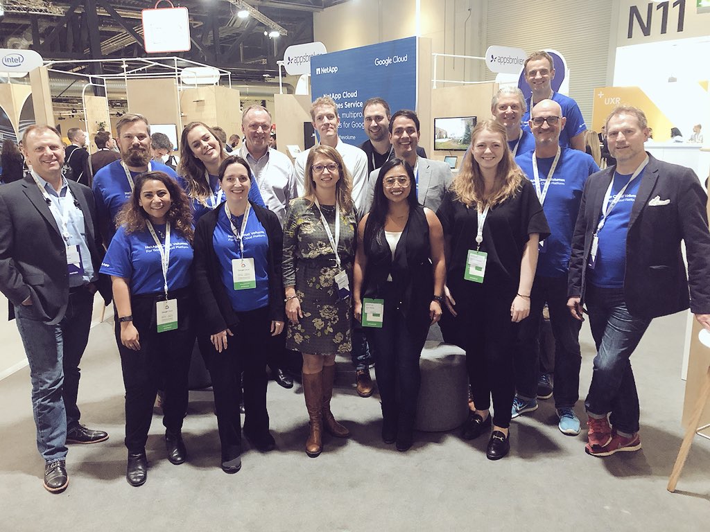 NetAppCloud's tweet image. What a dream team! Thanks everybody for a great #GoogleNext18 👏🎉
#CrankUpTheVolume
@NetAppEMEA @NetAppUK
