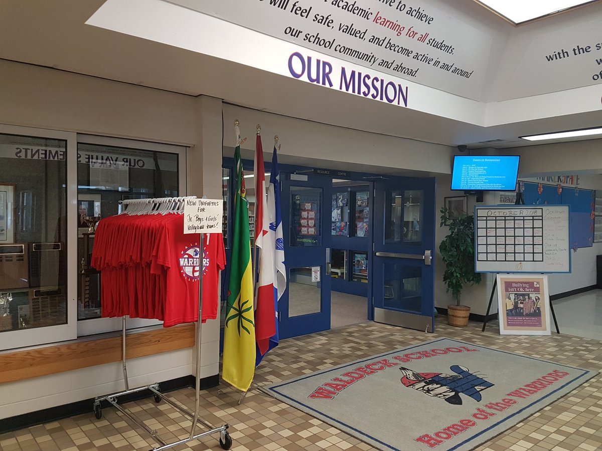 Waldeckwarriors's tweet image. In celebration of School Sport Week in Saskatchewan, we have purchased new jerseys for both our junior #volleyball teams! Thanks to our athletic sponsors (see pic) and thanks to @swacsports @ChinookSD @shsaasport. Kids will be handed their jerseys at recess!
#excitementintheair