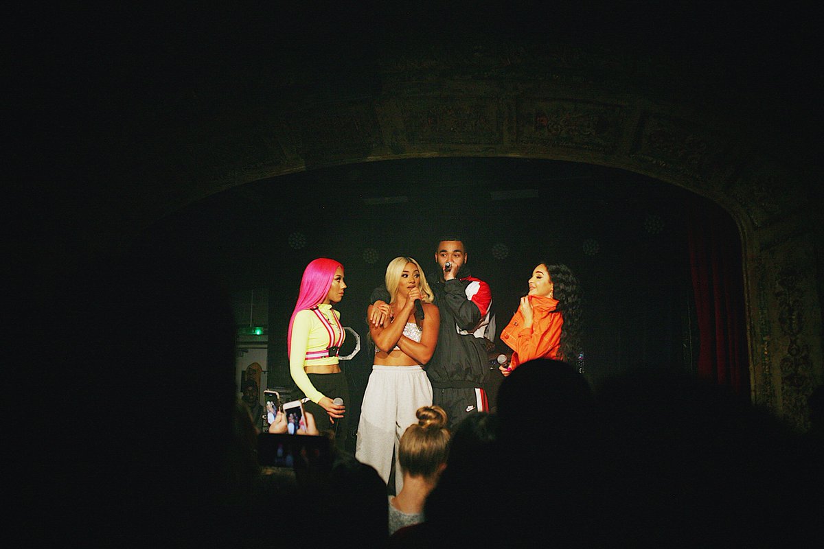 MOMusic's tweet photo. Thank u to everyone who came out to @OmearaLondon last night, it was a movie 🖤 Massive shouts to @madisonxparis, @Central_Cee, @RamoneRochester, @YungenPlayDirty, @bigtobzsf, @abznoproblem17 and @lottoboyzz for making it a MADNESS! 🖤 https://t.co/QL0CA8R9k9