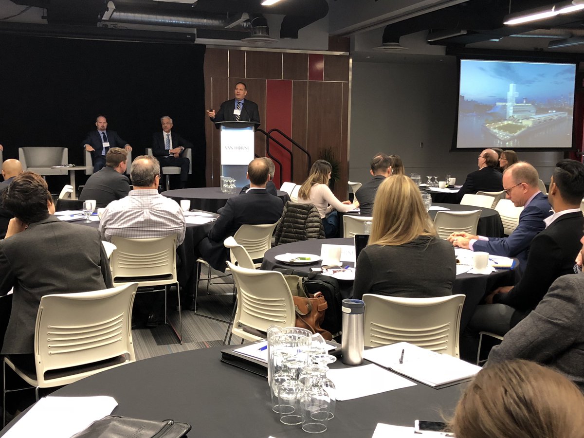 Van_Horne's tweet photo. Daniel Dagenais, Vice President, Operations, Montreal Port Authority, @PortMTL shares an optimistic report on increased current and future investment putting the Port in a strong competitive position internationally and strengthening the local economy.

#VanHorneRailtoPorts https://t.co/wAOUKOP7gF