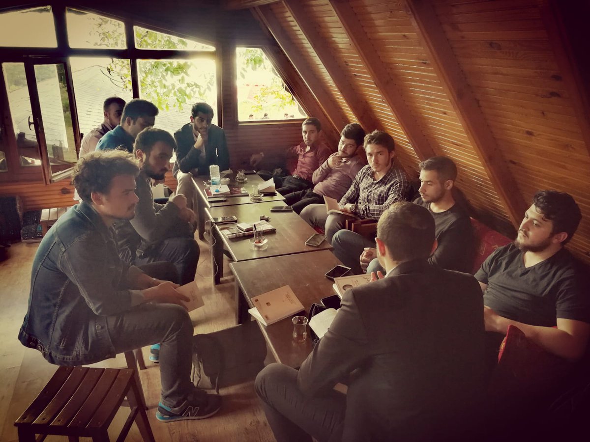 Dogru Yolun Sapik Kollari