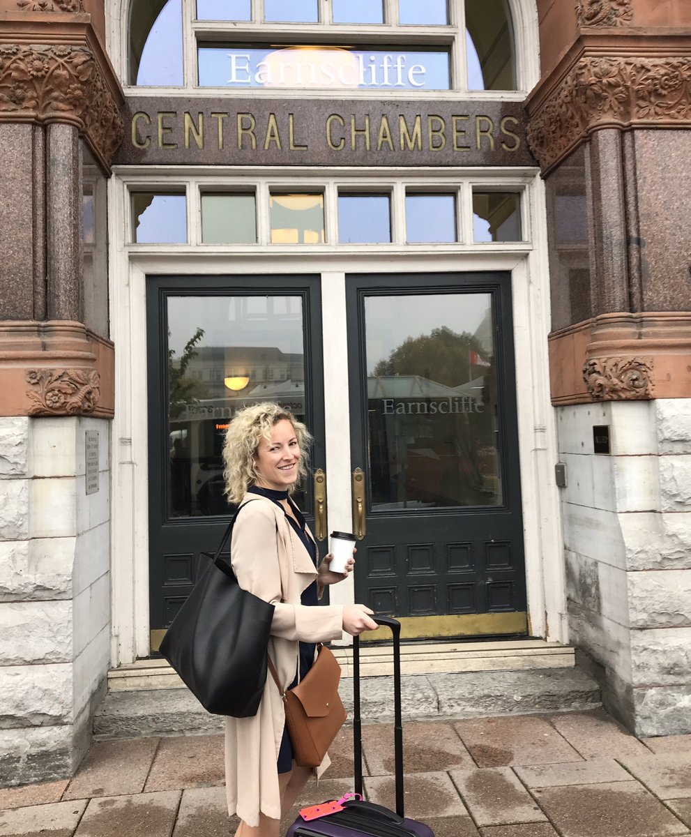 HillNikki's tweet photo. #teamearnscliffebc storming the @EarnscliffeCda office in #Ottawa https://t.co/hmic21mUnc