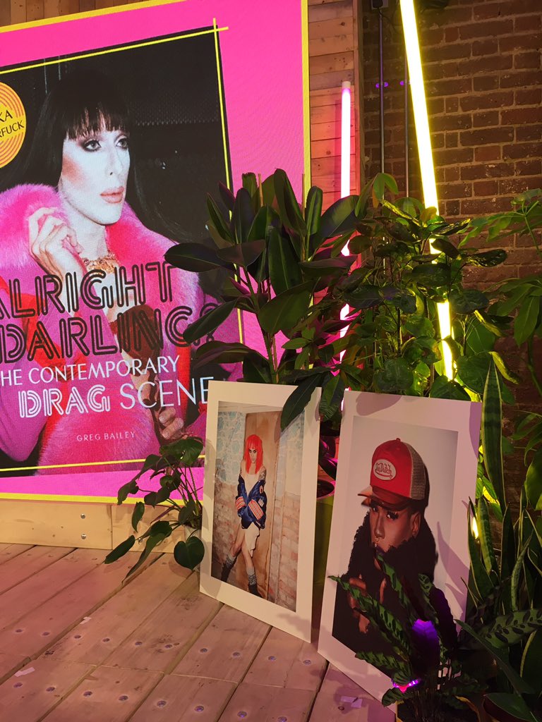 GorillaArtEN's tweet photo. Tonight’s the night!
We’re getting ready for the book launch of @Alright_Darling!
Join the conversation using #alrightdarling
#joeblack #gregbailey #alrightdarling #drag https://t.co/DL5Yfrafpv