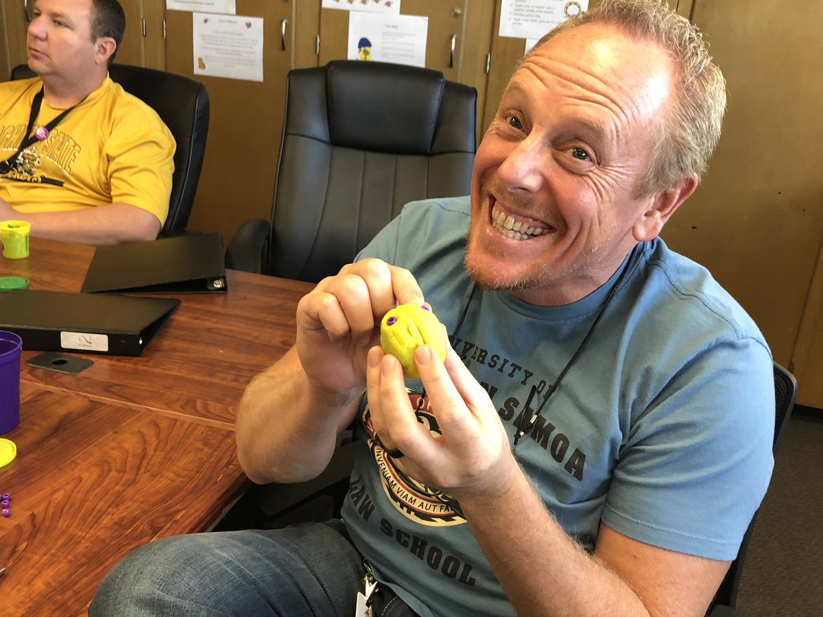 MsPodschun's tweet image. Trauma PL today @WpsBrooks! We’re learning about how ACEs can effect our brain development long-term and what we can do to help counteract these effects. Look at these creative brains!! @WichitaUSD259 #WPSProud  #WPSFutureReady #CastleberryClassroom @chrisgoe3 @WPSAVID