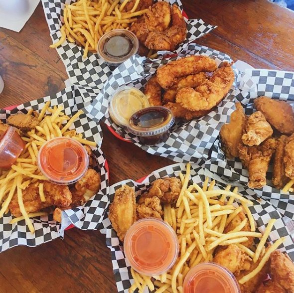 ChickenShackCa's tweet photo. It's almost the weekend! Celebrate with something delicious!
#TheChickenShack #Hanford #CA #Thursday https://t.co/MEhi9BuhL8