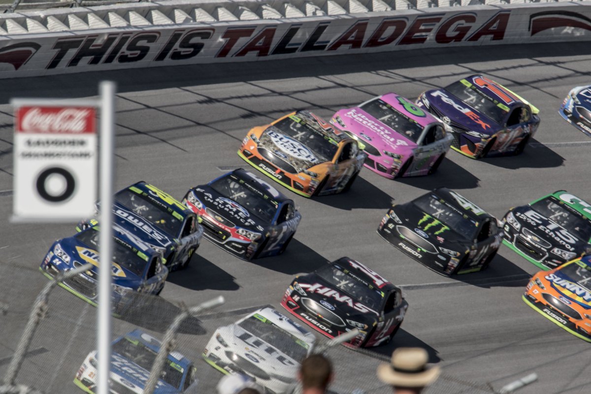 Heading to Talladega Superspeedway this weekend?  Be sure to stop by the Honda Generators booth.  We'll have driver meet and greets all weekend long, with Clint Boyer, Bubba Wallace, Kyle Larson, and more! Plus you can register to win a Honda EU2200 and more.  
#nascar #talladega