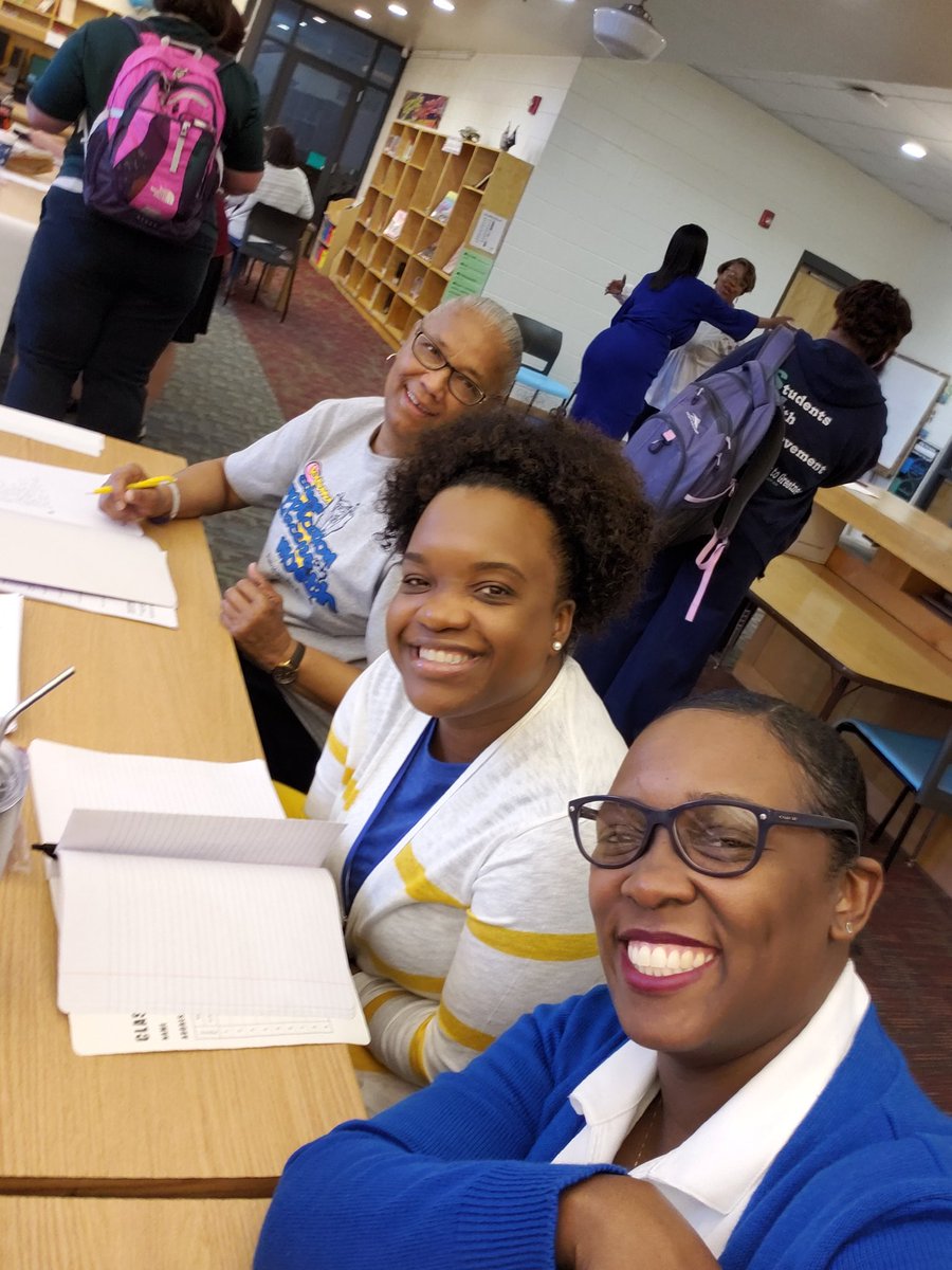 ladylanguage411's tweet photo. @WestStJohnHigh were a a few of the first ones in the building for today's post-conference training with @TchaAtHeart #TeachFactor @NIETteach @hypolite_tracy @BusyB53 @ngneerschell @PrinHill @Stjohnsupe
#OneTeamOneDream #powerofyou https://t.co/8MY4udmwog
