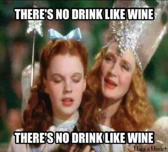 We couldn't agree more! Cheers to Thirsty Thursday! 🥂🍷