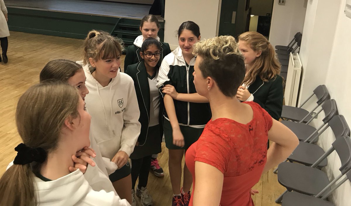 SHSYear9's tweet photo. Year 9 have been busy learning about personal growth today, with an inspirational talk from @AnnaMcNuff , @LQCoach, Smoothie Bike Challenge, setting goals and enjoying a KS3 team dance! #InternationalDayoftheGirl @SurbitonHigh #SurbitonCope https://t.co/JVNHAlZhOr