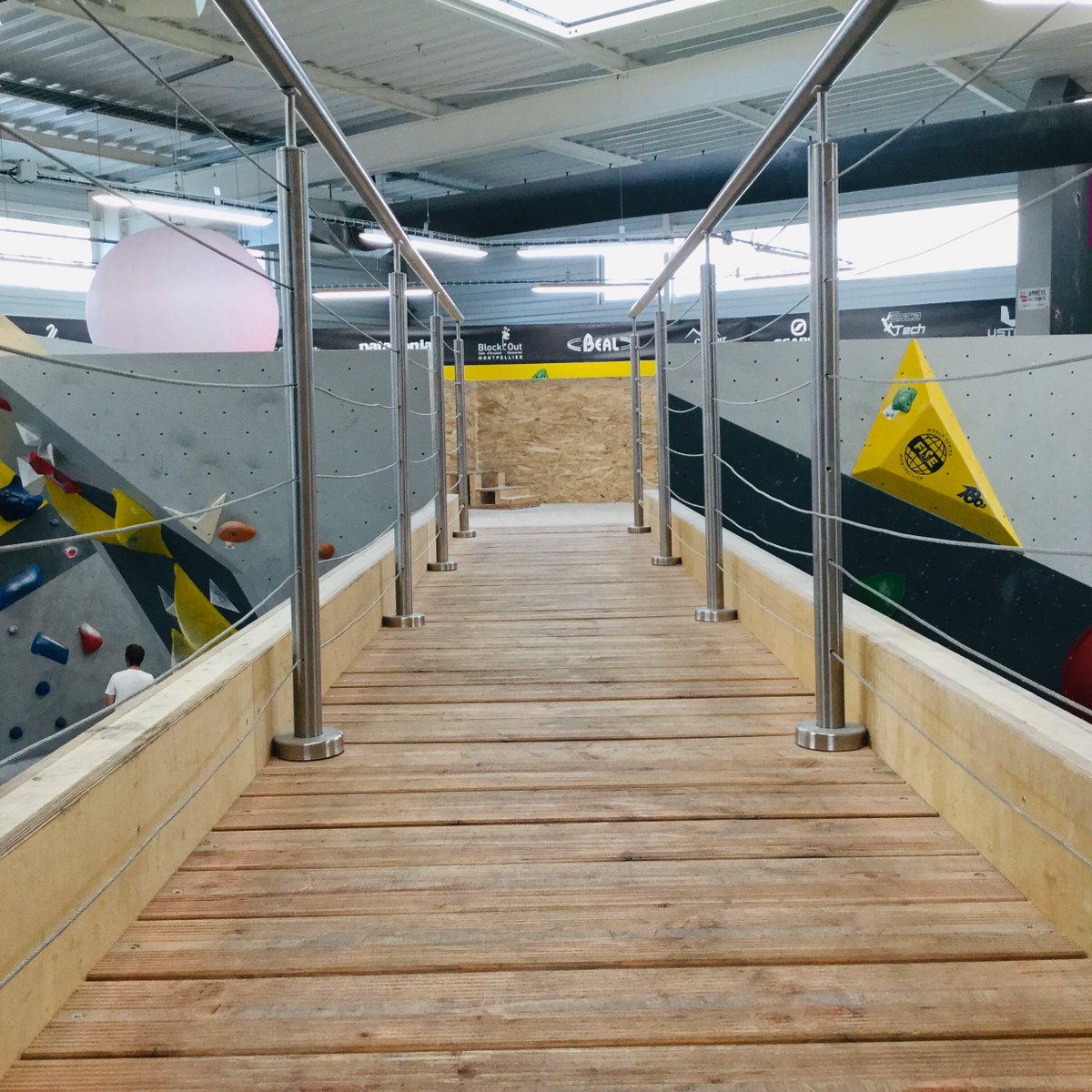 BOMontpel's tweet photo. • LA PLUIE TOMBE AUSSI A MONTPELLIER ... SERIEUX ?! • Le SPACE TO BEGIN pour découvrir la grimpe &amp; le B'O BRUNCH du dimanche pour la gourmandise [INFOS] https://t.co/UQlw8JxF83 
#bomtp #activité #indoor #famille #enfants #automne #bosens #brunch #dimanche #pluie #weekend #bloc https://t.co/tEiwMiV2x7