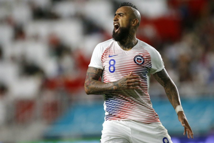 Arturo Vidal, con la selección de Chile.