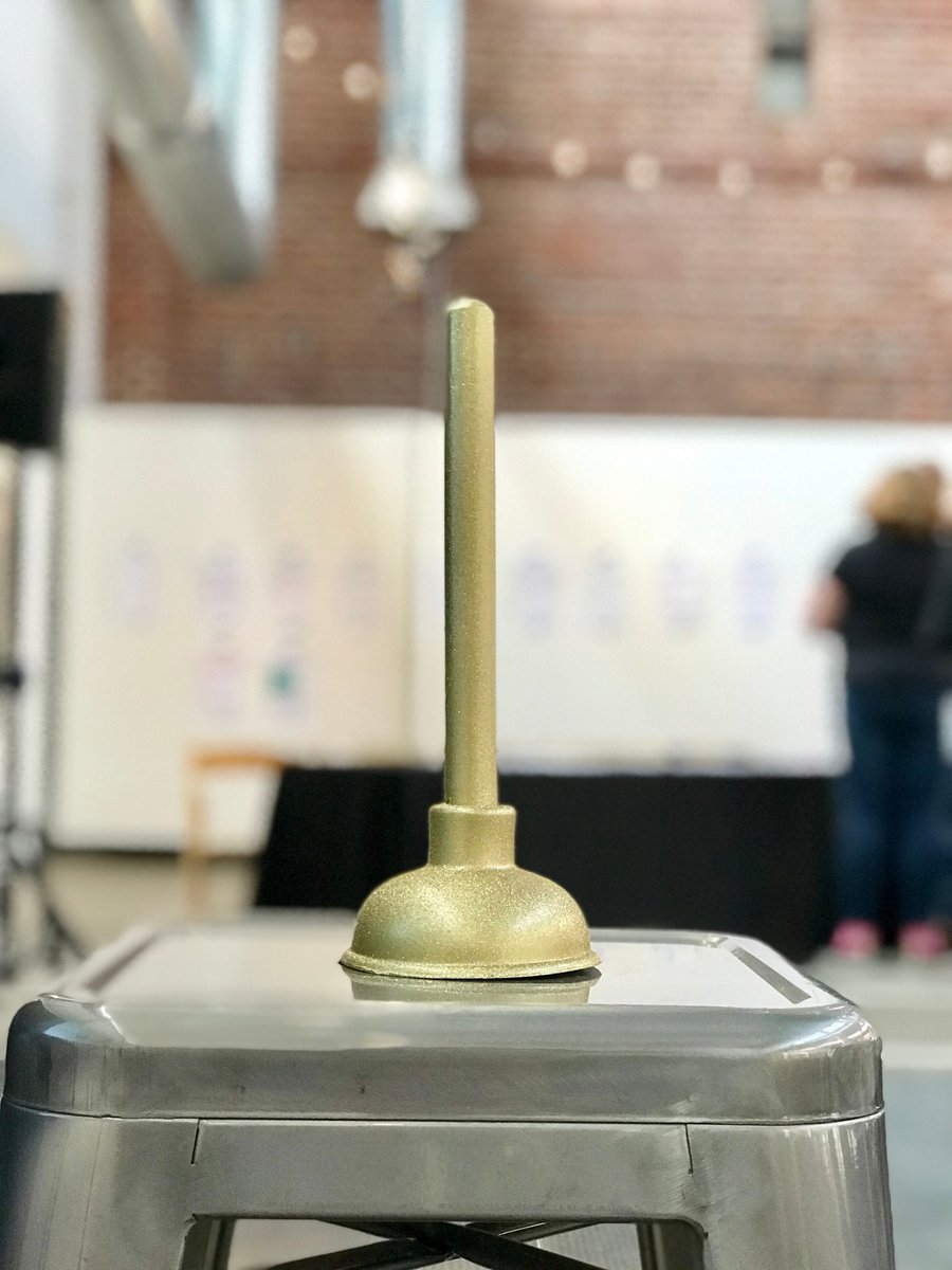 ILNmuse's tweet photo. #ILN18 Hey, @gwaymire, you #failed! Congratulations on winning the ✨ #GoldenPlunger! ✨(@KPShare you should be proud! 😜) #FailForward #Innovation #FAIL https://t.co/1c52zMWPUl