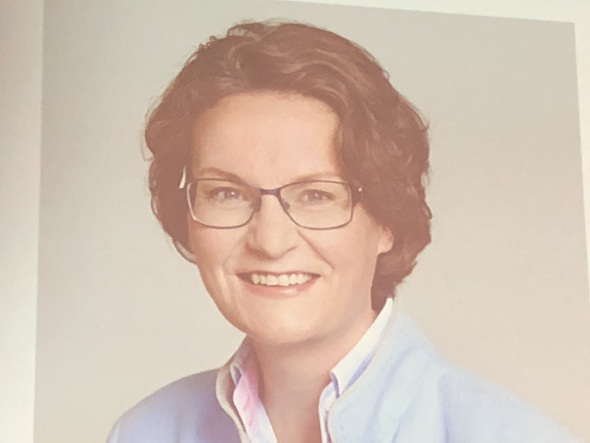 BernhardHauke's tweet photo. #DST18 Deutscher Stahlbautag 
NRW-Bauministerin Schnarrenbach will führend in BIM werden 
@MHKBG_NRW https://t.co/dSyjw1NQLV