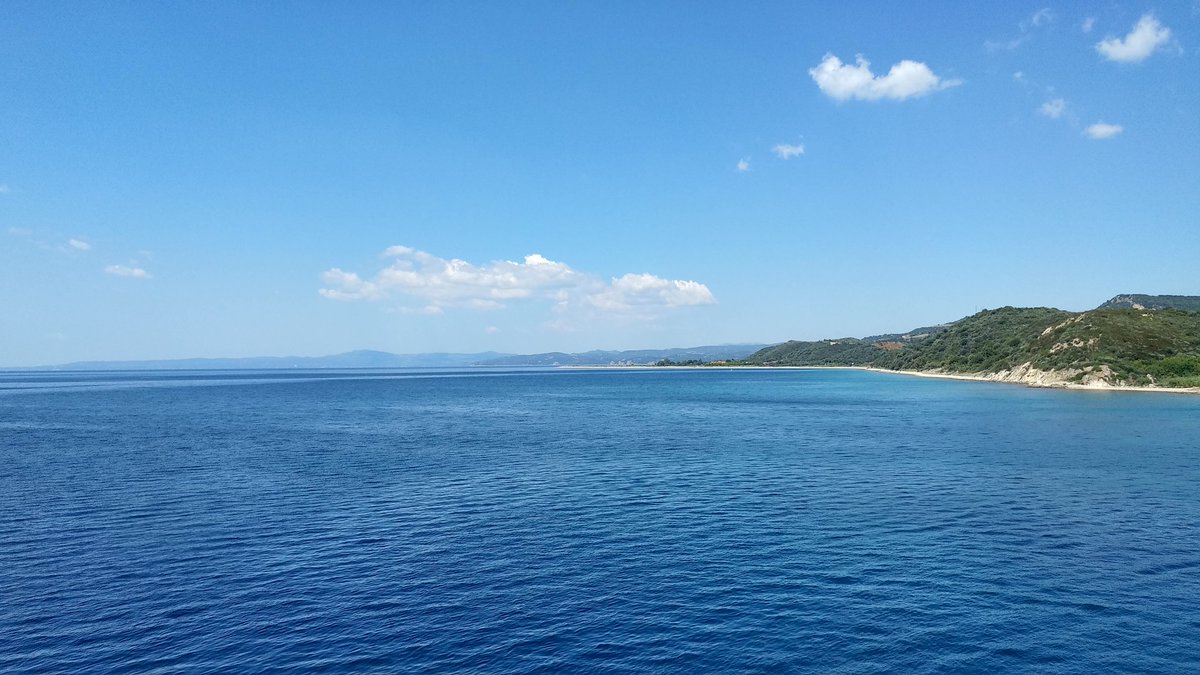 manoudrosia's tweet photo. @stam_tsimtsili Θαλασσα το σαββατοκυριακο https://t.co/ZAsItsvbh6