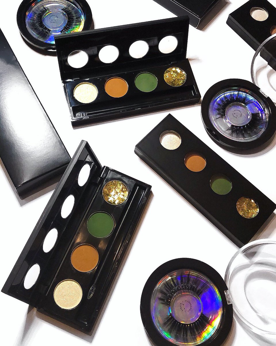 glamour_edge's tweet photo. Launching TOMORROW! Fall Into Dawn palette $28 • 4 shades + different finishes • More details at https://t.co/BssnFwlVjP • https://t.co/Z3APtrY20z #glamouredgebeauty #vegan #CrueltyFree #makeup #cosmetics #cle #Cleveland https://t.co/zSY07N5z0B