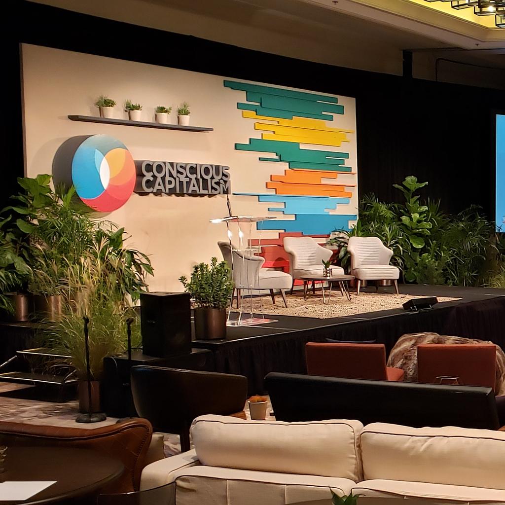 TheresaCarring's tweet photo. The founders of #chobani #bluezones and #skinisskin have graced this stage over the last 48 hours..today #myturn #nextgood wish me luck. #ccsummit2018 https://t.co/WalpMwgA3v