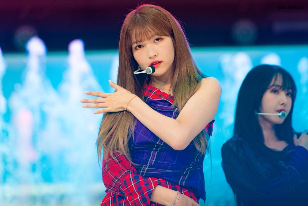 gfriendgraphy's tweet photo. goddess.

#GFRIEND #SOWON #Memoria @GFRDofficial https://t.co/Wju8Zpv5Ja