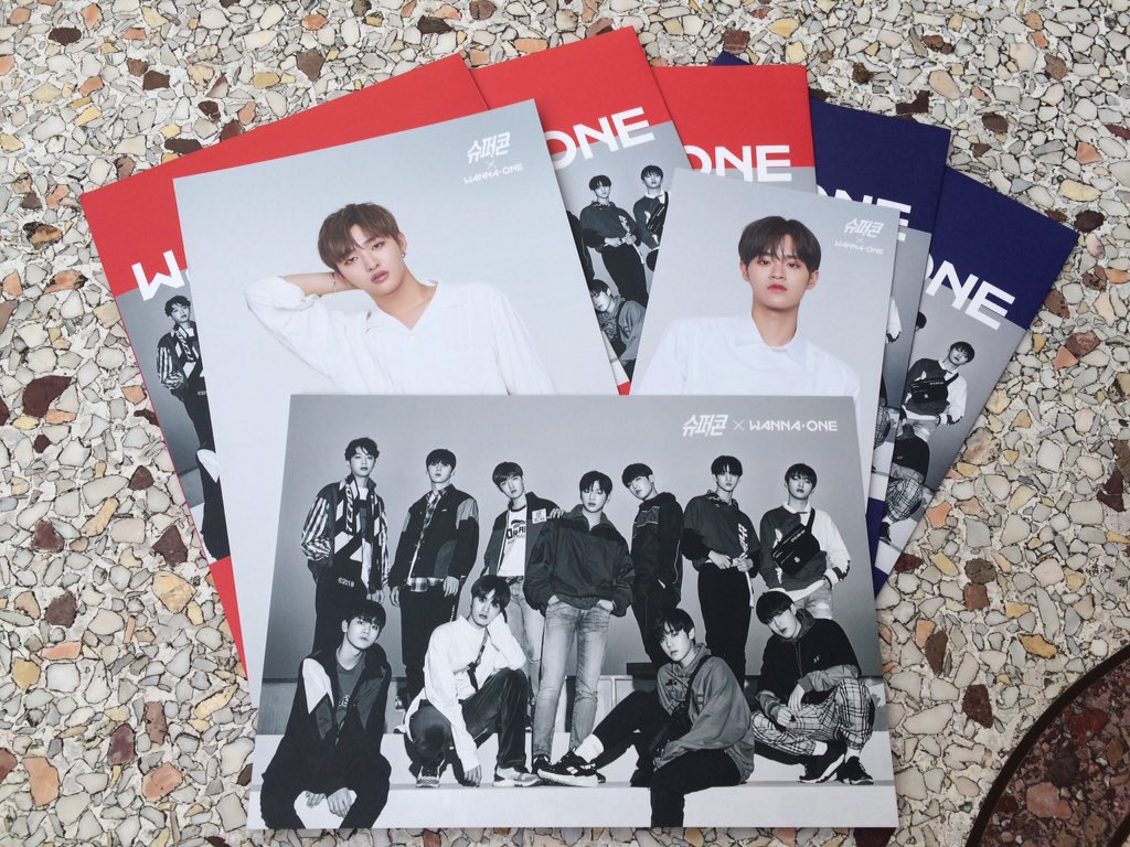 redglassez's tweet photo. •Postcard Supercone รุ่นเชิ้ตขาว
เซ็ตหวี+พี่จี : 200 (ได้ซอง/ใบรวม)
ใบรวมพร้อมซอง : 80 (4 เซ็ต)

📮30/50 ✨พร้อมโอนฟรีลทบ.

#ตลาดนัดwannaone #ตลาดนัดวนว #ตลาดนัดPRODUCE101 #ตลาดนัดรวมด้อม #ตลาดนัดวอนนาวัน #ตลาดนัดวันนาวัน #ยุนจีซอง #จีซอง #อีแดฮวี #แดฮวี #การ์ดไอติม #supercone https://t.co/NDCLV4qdw7